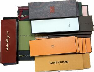 ネクタイの空き箱　HERMES LOUIS VUITTON GUCCI などのネクタイの空き箱 