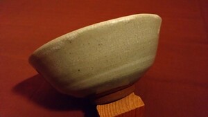 李朝　茶碗　青磁　朝鮮陶器　抹茶碗　古玩　蔵出し　金沢茶道家放出品　１客