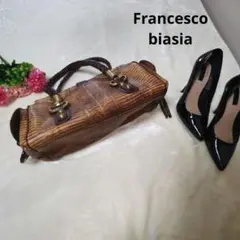 【人気☆Francesco biasia】 ブラウン　金具付き　ハンドバッグ