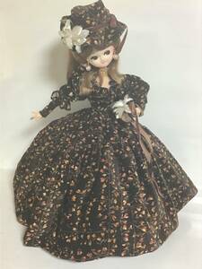 昭和レトロ ポーズ人形 美少女 美人さん ビロード 天鵞絨 ブラウン 花柄ドレス 置物 インテリア コレクション ビンテージドール