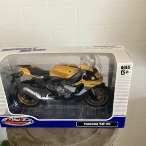 【新品未開封】☆Yamaha YZF-R1☆DIECAST METAL 1:12 バイク METAL SPEED ZONE