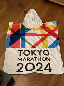 東京マラソン 2024 完走記念ランナーズローブ ポンチョ