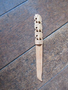 木製のペーパーナイフ