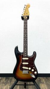 5-16【中古品】Squier by Fender スクワイア ストラトキャスター エレキギター シリアル/CGS1607741