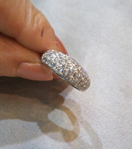 プラチナ　ダイヤモンド　1.2ct　甲丸　パヴェリング