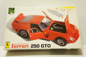 ★プロター　フェラーリ２５０GTO　1/24スケール