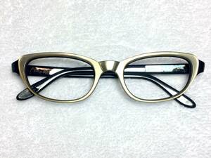 デッドストック atrio セル 眼鏡 ゴールド ブラック 48 ドイツ製 フォックス型 つり目 ビンテージ 希少 未使用 フレーム GARMANY レトロ