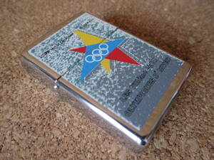 ZIPPO 『SQUAW VALLEY FEVRIER 1960 スコーバレー 冬季オリンピック』1995年7月製造 フランス語記載 オイルライター ジッポー 廃版激レア