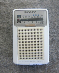 SONY ソニー FM/AM2バンドポケットラジオ FMステレオ SRF-S27 受信動作確認品 12-7-2