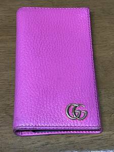 【即決!送料込!】GUCCI正規品GGマーモント手帳型iPhoneケース稀少6,7,8,SE2,SE3用ポケット×3ピンク シボ革476768 496884ストラップ取付可