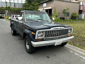 JEEP　J10 　4WD　1986年製　5.9L　V8　レア車両　売り切り