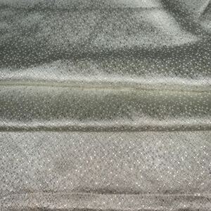 正絹　着物ハギレ　約36×75 薄緑シルバー　パールシルバー　のり散らし　光沢銀