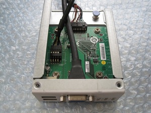 NECのサーバーExpress5800/R120b-2のフロントコントロールパネル