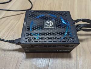 １円スタート Thermaltake 1200w 電源ユニット PC電源 メーカー10年間新品交換保証書付き 3 PCIE・SATAケーブル本数不足