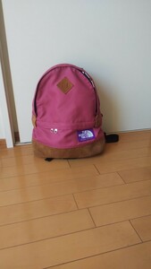 THE NORTH FACE PURPLE LABEL☆ノースフェイス パープルレーベル☆MEDIUM DAY PACK☆リュック☆バックパック☆赤でもなくピンクでもない色