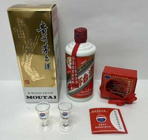 【ST18627MG】未開栓 貴州茅台酒 キシュウマオタイシュ マオタイ酒 天女ラベル 2015 MOUTAI KWEICHOW 中国酒 500ml/53% 箱有 グラス付 956g