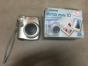 中古 チェキミニ 10 インスタントカメラ 富士フィルム（FUJI FILM INSTAX MINI10、シルバー）ポラロイドカメラ 作動未確認のためジャンク品