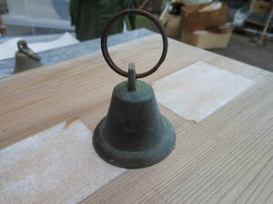 【TS20806】仏教美術 鐘 置鐘 鈴 真鍮 こぶり アンティーク/ヴィンテージ　高さ5.2cm