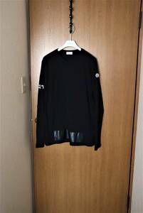 モンクレール【美品】長袖Tシャツ 文字プリント 肩ワッペン ブラック ジャパンタグ MONCLER