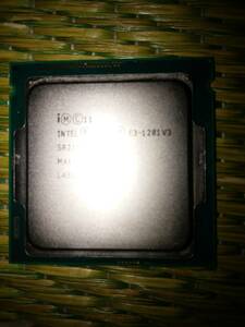 Intel Xeon E3-1281v3 3.70GHz ソケットLGA1150（ジャンク品）
