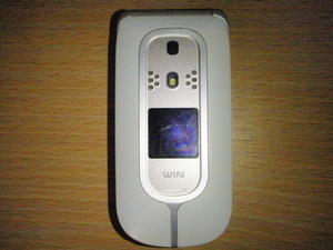 A003-12 AU携帯電話　W32T（東芝製）