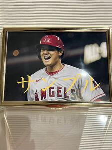 大谷翔平　A4写真　他にも多数出品していますので是非ご覧下さい！　素敵な笑顔フォト　フレームカラーゴールドA4サイズ