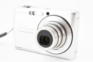 CASIO EXILIM EX-Z700 シルバー コンパクトデジタルカメラ カシオ　エクシリム 720万画素 光学ズーム12倍