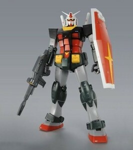 MG 1/100 RX-78-2 ガンダム Ver.2.0 リアルタイプカラー プラモデル （プレ