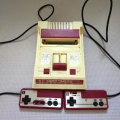 初代ファミコン　本体　ファミリーコンピュータ