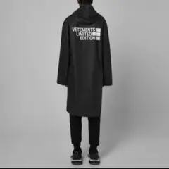 vetements raincoat