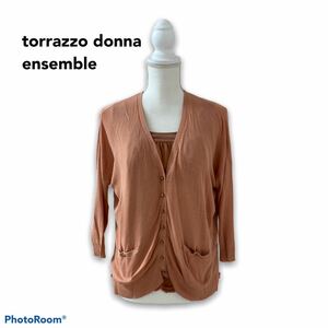 トラッツォドンナ　アンサンブル　カーディガン　カットソー　秋色　2点セット　Torrazzo Donna ノースリーブ　レンガ色