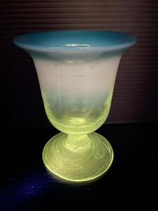 ウランガラス 氷コップ 昭和レトロ アンティーク 大正ロマン 乳白色ガラス　ウラン　1円スタート