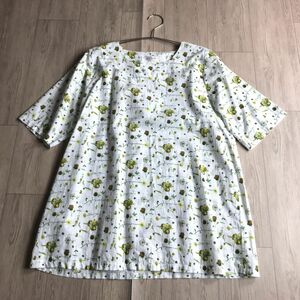 100円スタート★ sanaya おしゃれデザイン　花柄　フラワー　チュニック　ブラウス