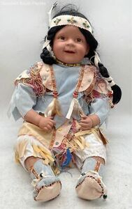 Kinnex Handcrafted Traditional Dressed Native American Porcelain Girl Doll 海外 即決