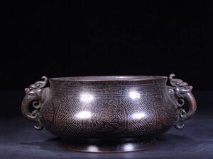 【瓏】古銅鏨刻彫 嵌銀絲象耳香炉 明代 石叟款 銅器 古賞物 中国古玩 蔵出