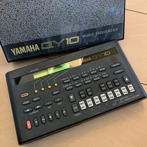 動作良好 / Yamaha QY10 Music Sequencer / ドラムマシン / シーケンサー / リズムマシン / SEQUENCER / ヤマハ (検) Roland / Korg