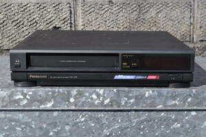 北9　オーディオ愛好家の所蔵品放出　パナソニック　VHS　ビデオ　デッキ　NV-G55