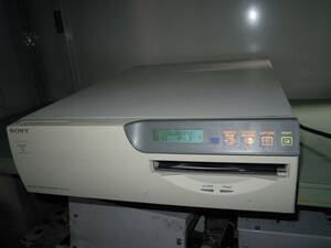 新00016　SONY COLOR VIDEO PRINTER UP-50 カラービデオプリンター 通電OK　A-2段