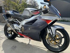 ａｐｒｉｌｉａＲＳＶ１０００Ｒファクトリーアプリリアrsv1000Rアァクトリーアプリリアrsv1000R