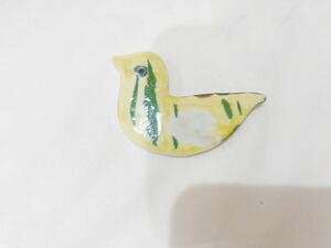陶器　黄色い小鳥　箸置き　置物　ハンドメイド