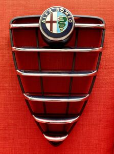 美品　アルファロメオ　ミト　純正フロントグリル　Alfa Romeo MiTo