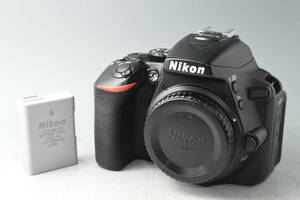 #a0724【美品】シャッター数16336回 Nikon ニコン D5600 ボディ