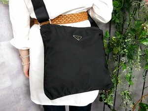 ●超美品●PRADA プラダ●メンズ●三角ロゴプレート●ポコノ ナイロン カーフ レザー 本革●ショルダー バッグ●黒●SV金具●B5●Js46131