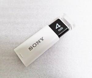【動作確認済】『SONY（ソニー）USBメモリ 4GB／USB 3.1 Gen 1（USB 3.0）対応／ノックスライド方式／USM4GU（ホワイト）』◆送料120～