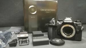 【良品♪】OLYMPUS オリンパス OM SYSTEM OM-1 ボディ 2037万画素 ミラーレス 一眼 カメラ/ブラック/動作品