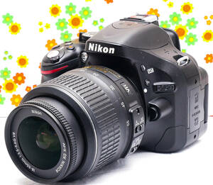 美品 Nikon D5200☆高画質一眼レフ☆スマホ転送可☆動画撮影可！☆自撮り可能！