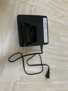 Panasonic 電動自転車用充電器 NKJ075Z1 中古