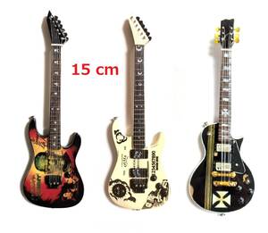 METALLICA3メタリカモデルミニチュアギター15 cmの3本セット。ミニ楽器