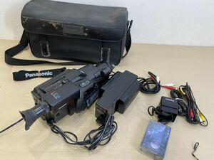 Panasonic パナソニック NV-M70 VHS-C ビデオカメラ 充電器 VW-AMC5