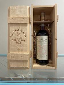 【美品】【未開栓】The MACALLAN ザ・マッカラン 25年 アニバーサリーモルト 1975－2000シェリーオーク　ウイスキー 700ml 43% 木箱付 古酒